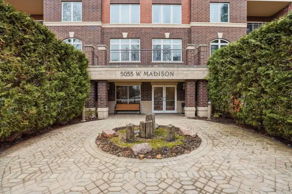 5055 Madison Street #402, Skokie, IL 60077