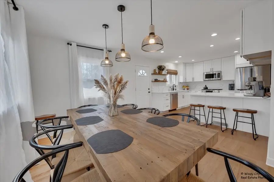 113 S Wedgewood Drive, Barrington, IL 60010 - #3