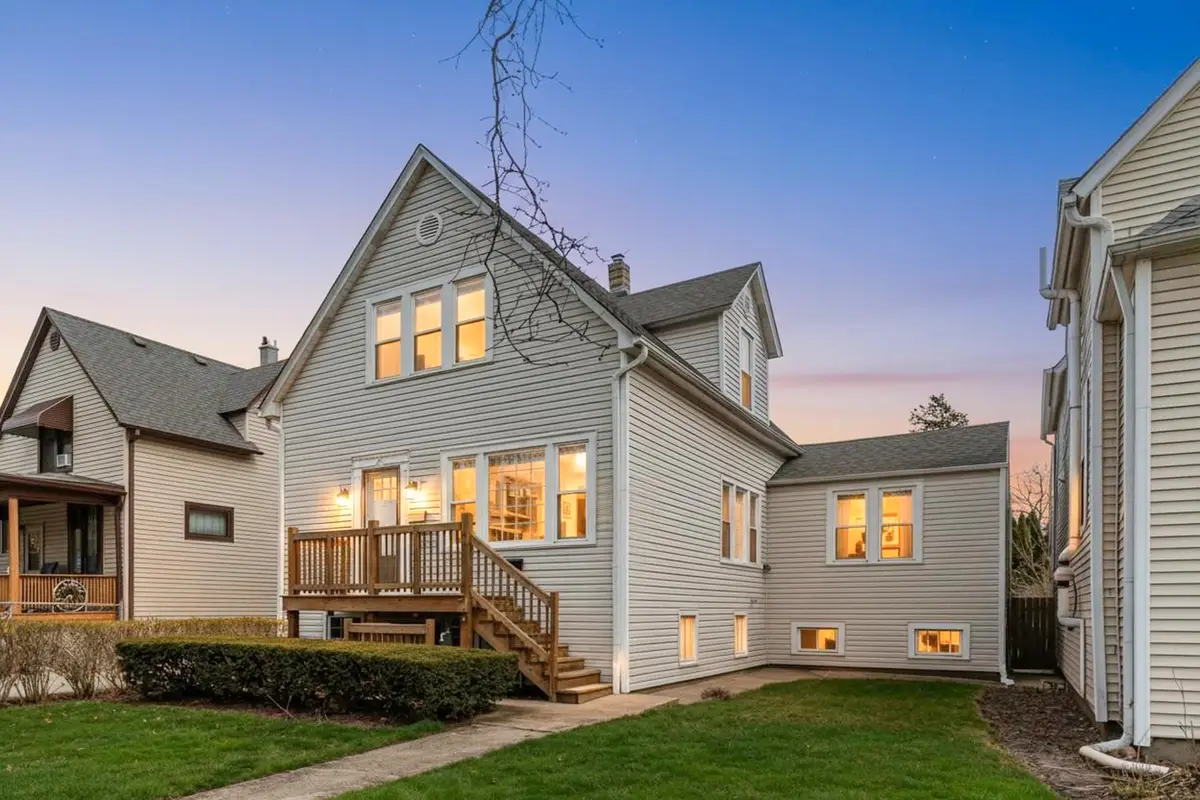 4711 N Kilbourn Avenue, Chicago, IL 60630 - #1