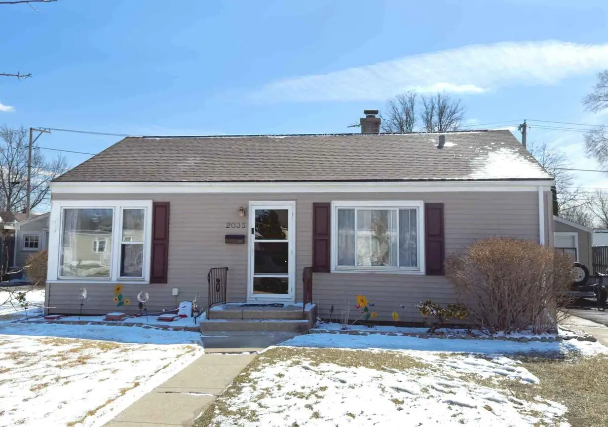 2035 Fargo Avenue, Des Plaines, IL 60018 - #1