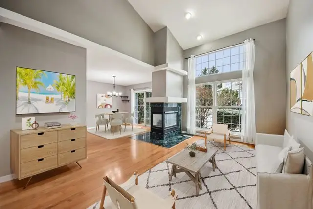 808 Old Checker Road, Buffalo Grove, IL 60089 - #2