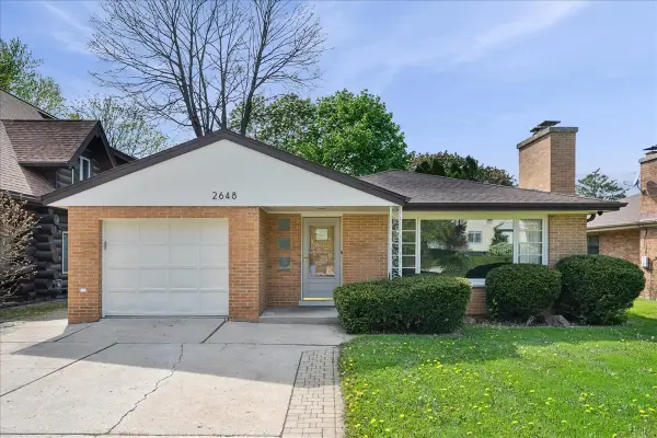 2648 Western Avenue, Highland Park, IL 60035