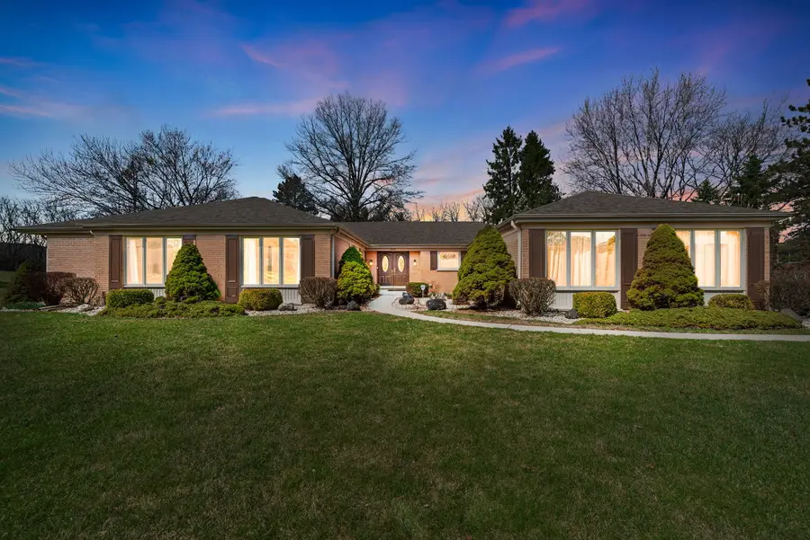 1449 S Shore Court, Barrington, IL 60010 - #2