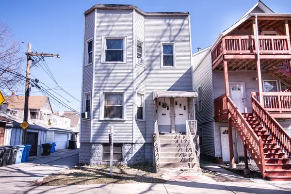 2545 N Monticello Avenue, Chicago, IL 60647