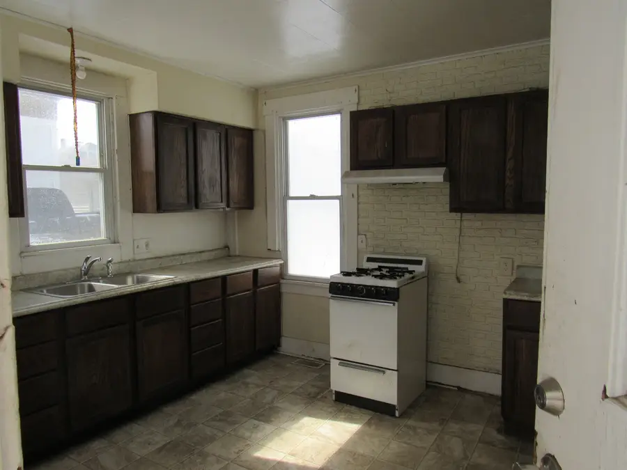 1714 N Sturdevant Street, Davenport, IA 52804 - #3