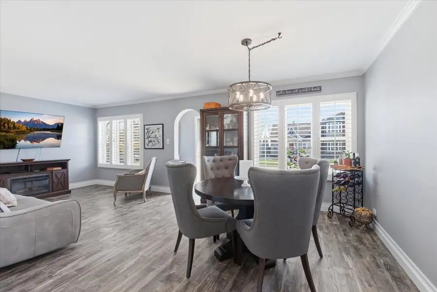 3804 N Pioneer Avenue, Chicago, IL 60634 - #3