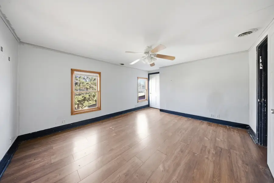 557 Binder Street, Aurora, IL 60505 - #3