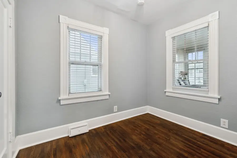 Address Withheld By Seller, West Chicago, IL 60185 - #3