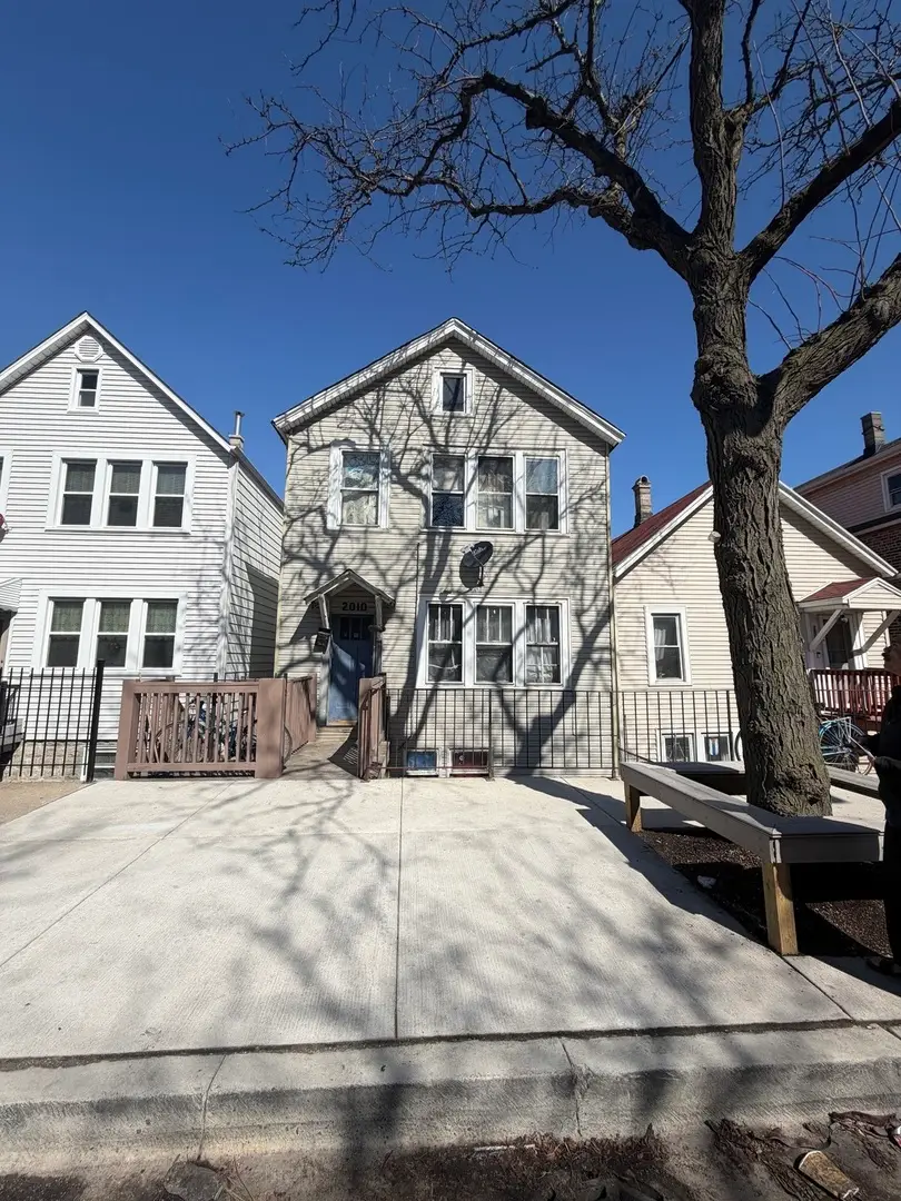2010 W Cullerton Street, Chicago, IL 60608 - #1