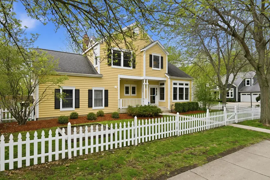 1030 Mount Vernon Drive, Grayslake, IL 60030 - #3