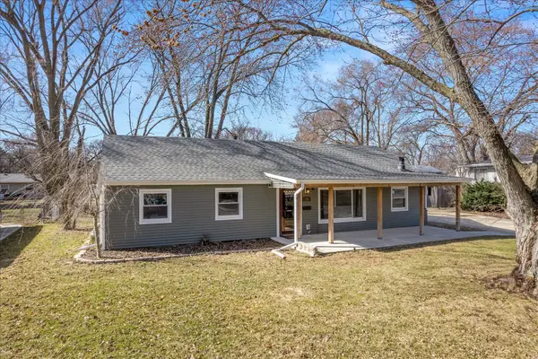 25 Seneca Drive, Montgomery, IL 60538