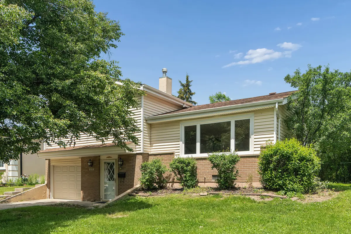 9018 Forest Lane E, Hickory Hills, IL 60457 - #1