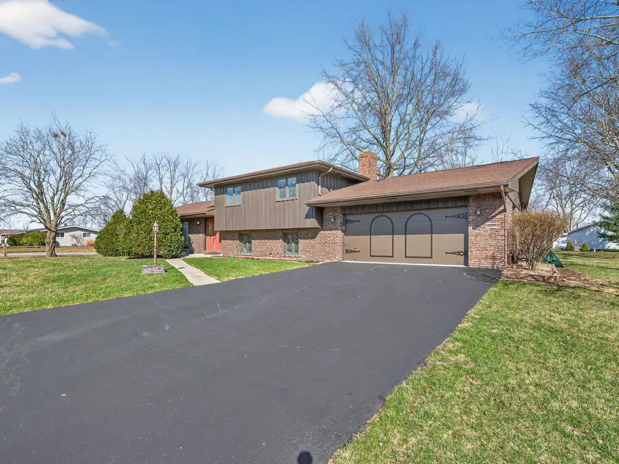 185 N Dewey Street, Diamond, IL 60416 - #2