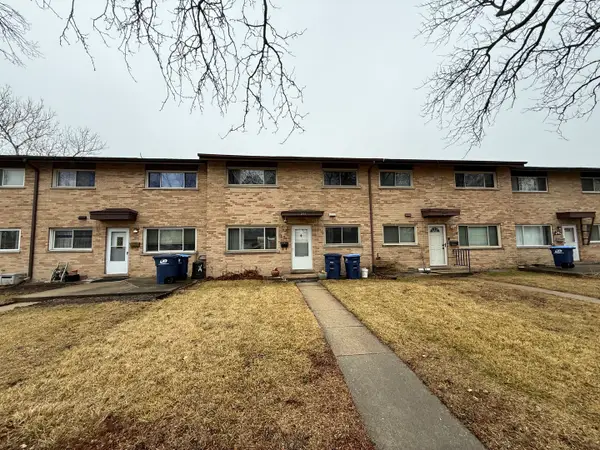 231 Dover Drive #231, Des Plaines, IL 60018