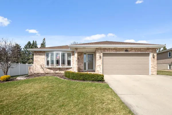 6948 Coachwood Trail, Tinley Park, IL 60477