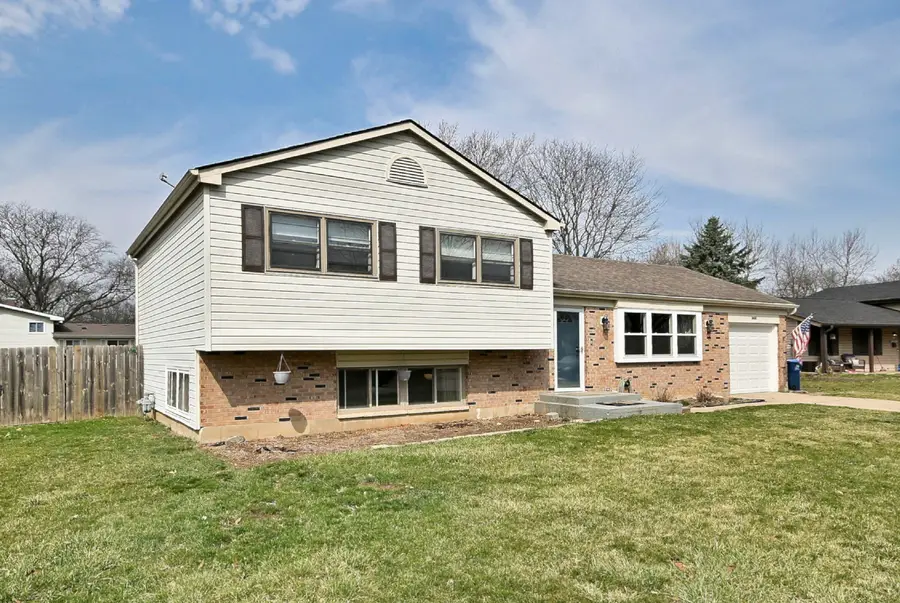 966 Aberdeen Drive, Crystal Lake, IL 60014 - #2