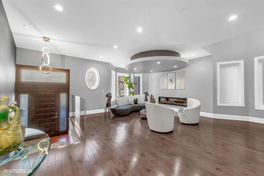 461 W Melrose Street, Chicago, IL 60657 - #3