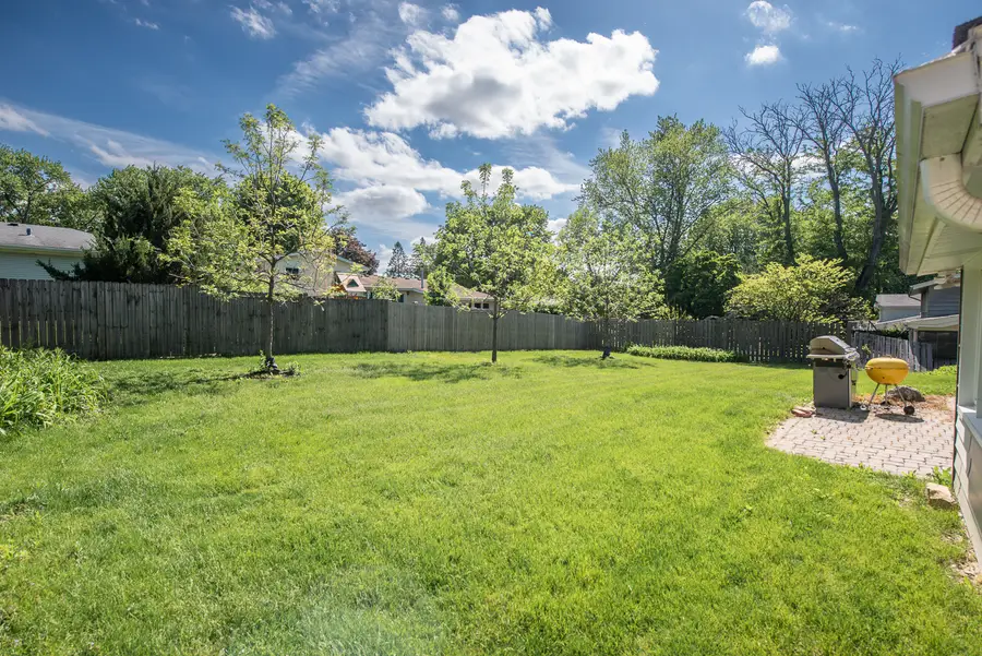 319 Jewel Avenue, Saint Charles, IL 60174 - #2
