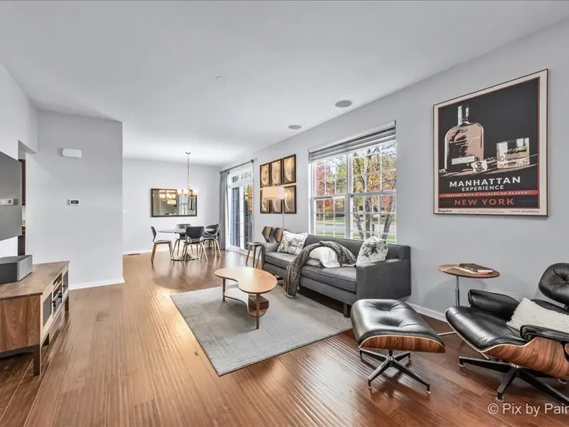 Address Withheld By Seller, Elgin, IL 60124 - #3