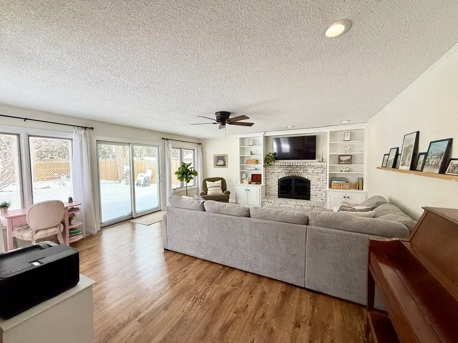 1904 Valley Vista Drive, Bettendorf, IA 52722 - #3