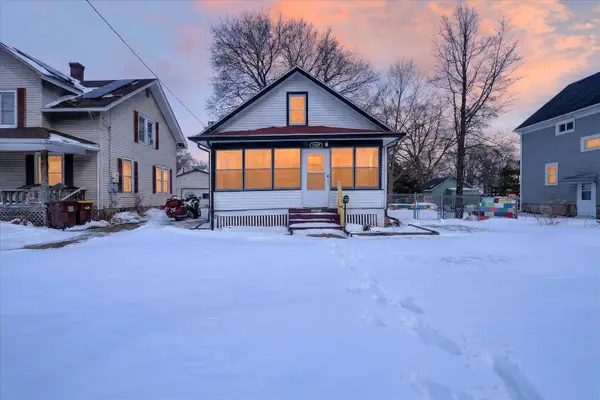 1427 N Court Street, Rockford, IL 61103