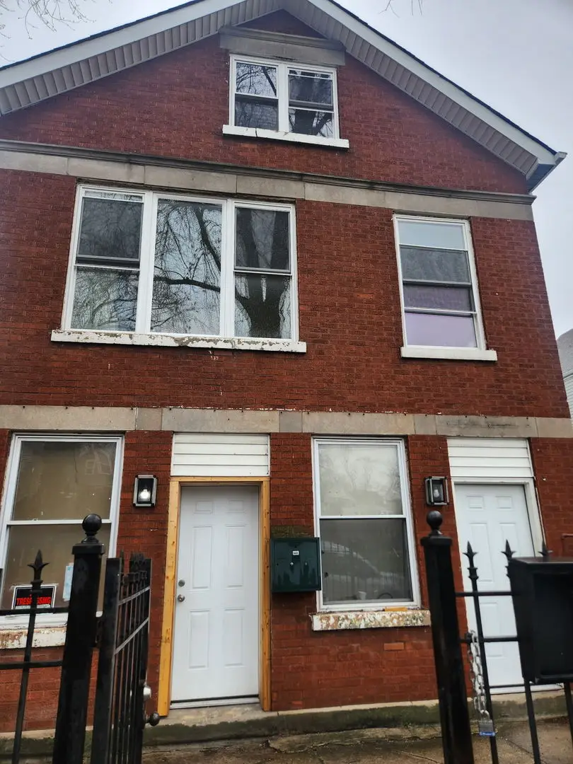 5320 S Laflin Street, Chicago, IL 60609 - #1