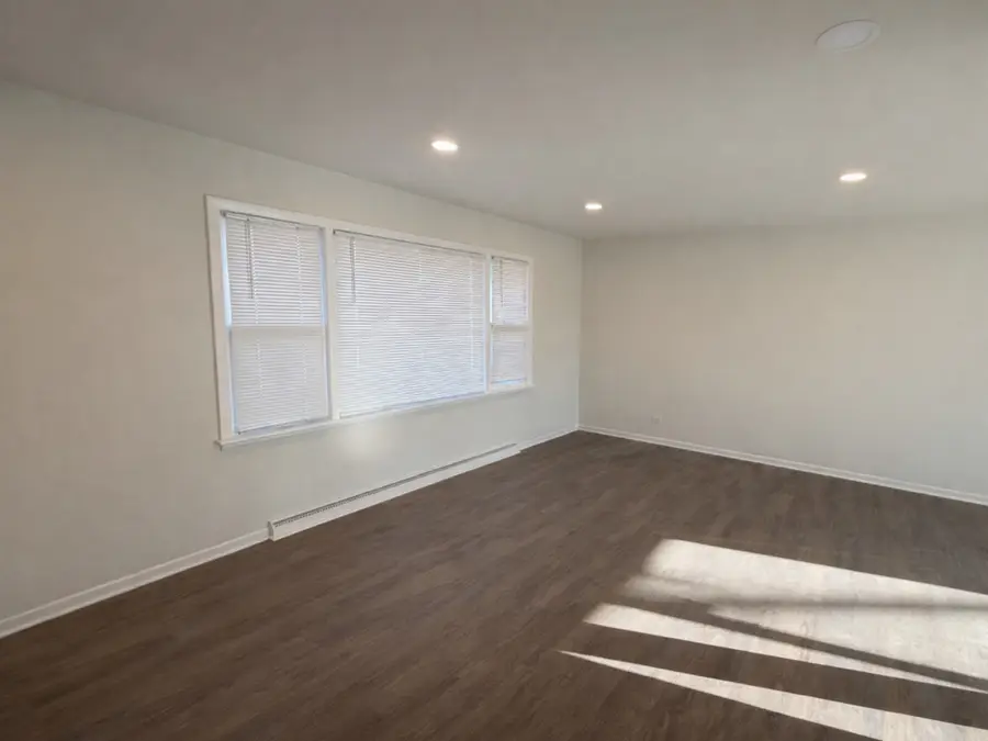 2432 Yeoman Street, Waukegan, IL 60087 - #3