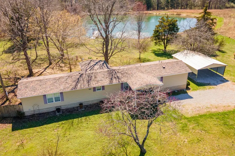 20393 Galatia Post Road, Pittsburg, IL 62974 - #2