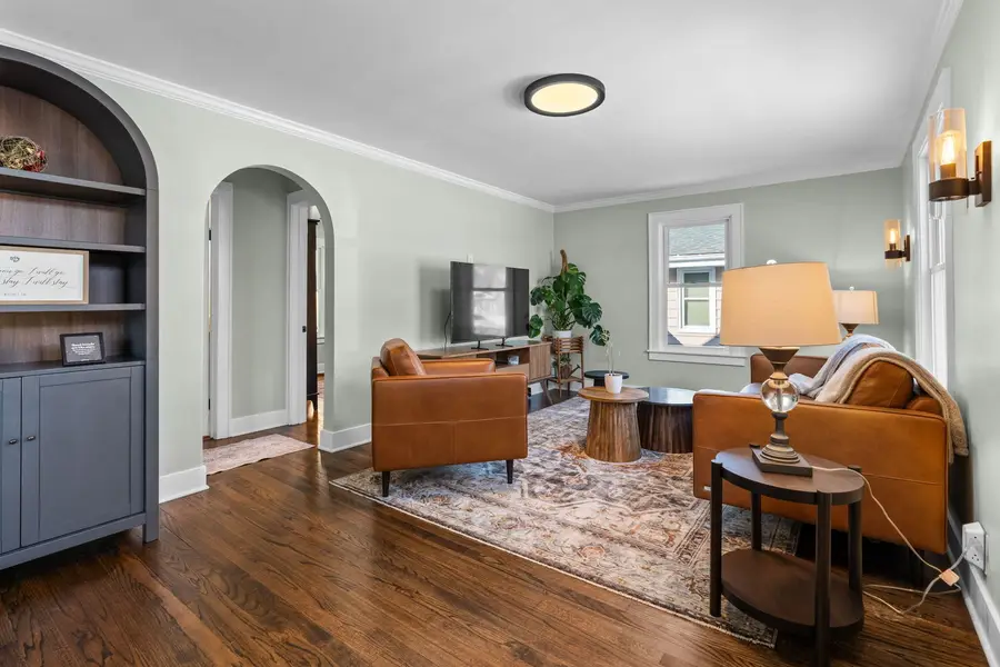 1025 Queen Anne Street, Woodstock, IL 60098 - #3