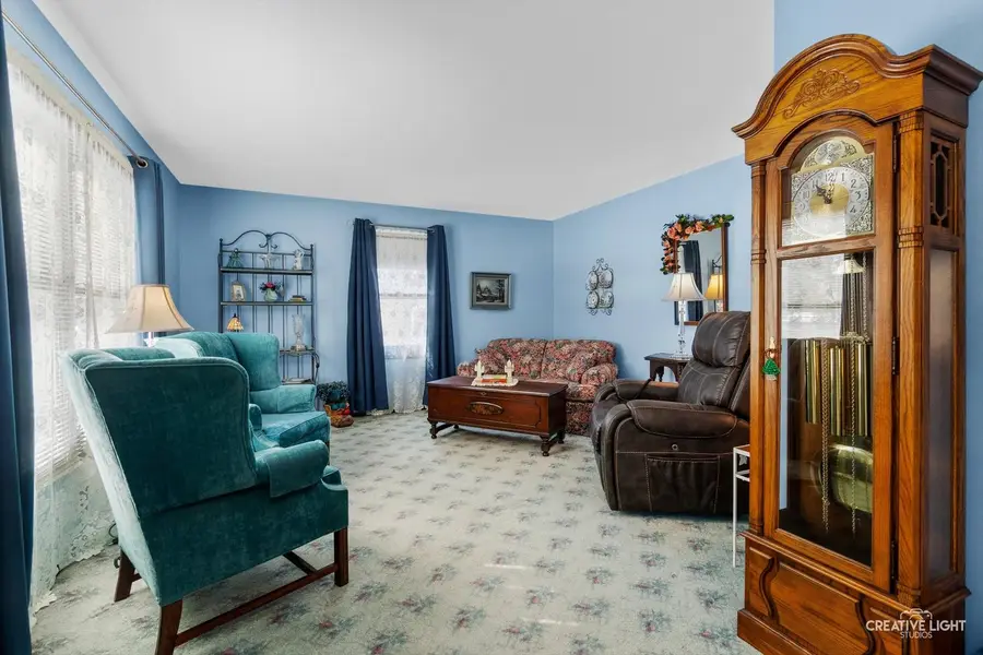 601 N View Street, Hinckley, IL 60520 - #3