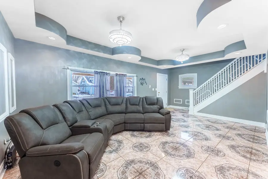 15117 Vine Avenue, Harvey, IL 60426 - #2