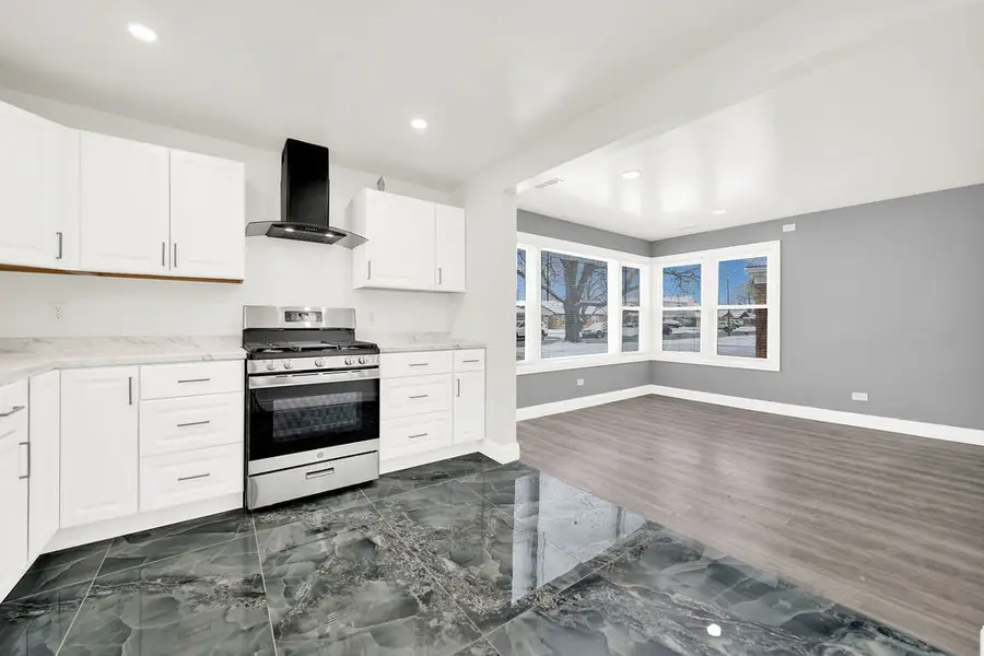 7845 S Kilpatrick Avenue, Chicago, IL 60652 - #3