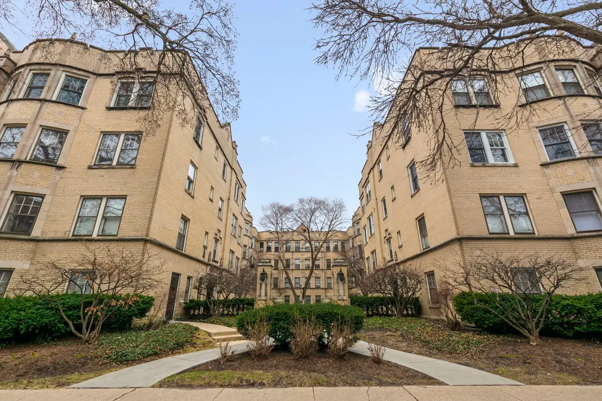 650 Hinman Avenue #2B, Evanston, IL 60202 - #1