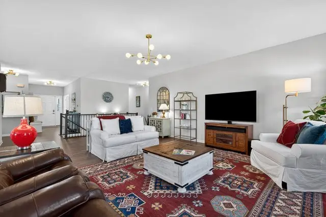 429 Fairway Lane, Sycamore, IL 60178 - #3