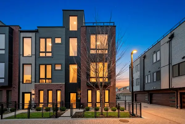 4214 W Belmont Avenue #5, Chicago, IL 60641