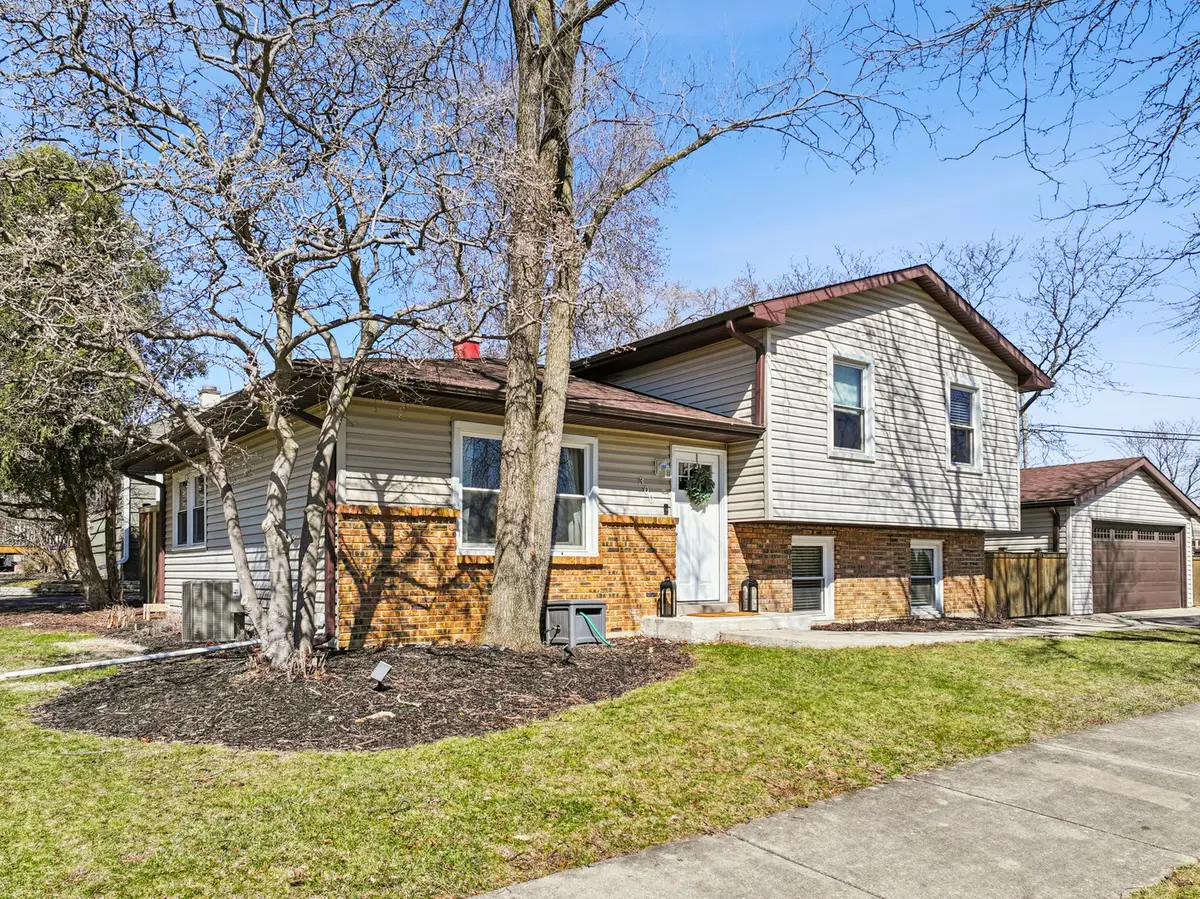 300 Norton Street, Lombard, IL 60148 - #1