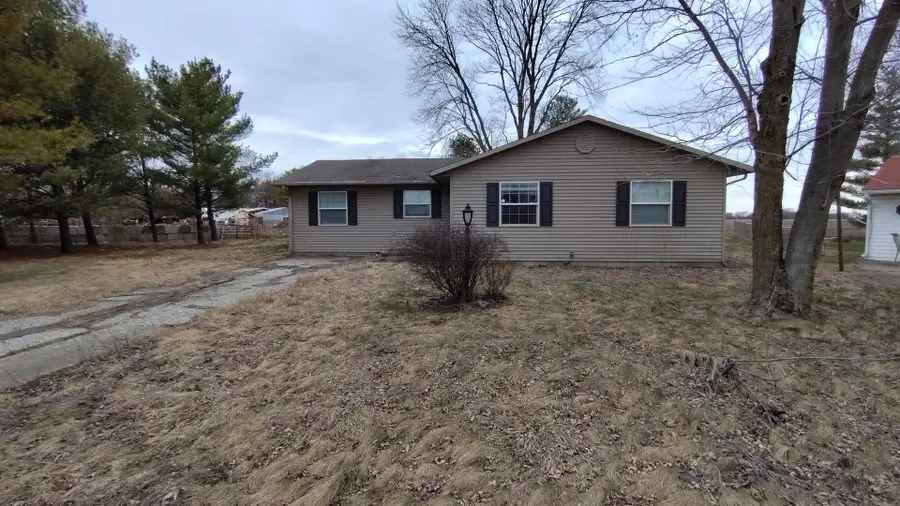 3 Apple Drive, Mattoon, IL 61938 - #3