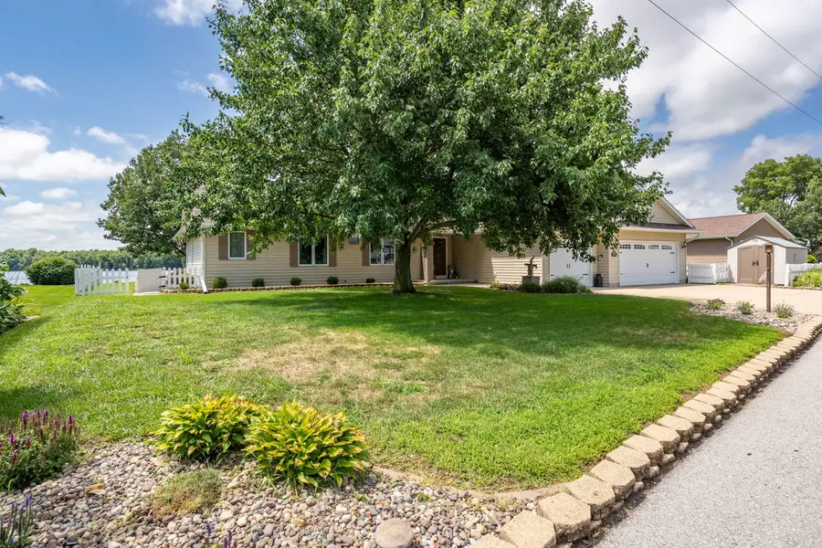 21904 River Road N, Cordova, IL 61242 - #3