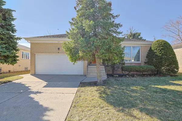 475 Courtesy Lane, Des Plaines, IL 60018