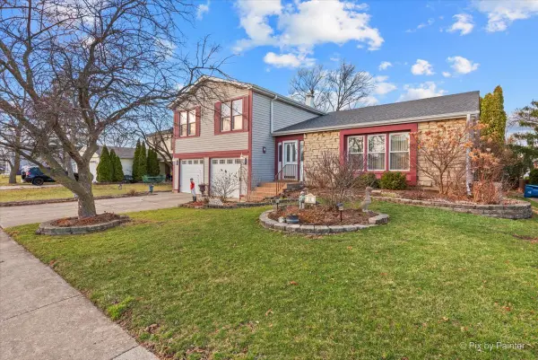 18 Hesterman Drive, Glendale Heights, IL 60139