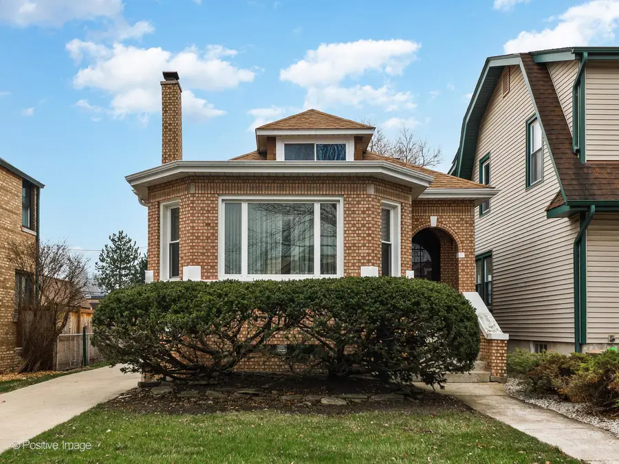 5541 W Ardmore Avenue, Chicago, IL 60646 - #3