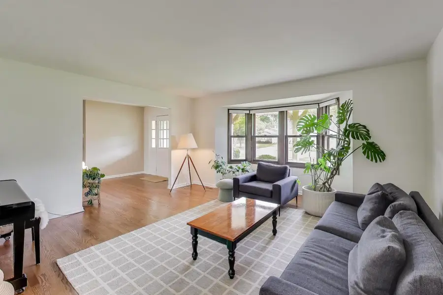 3790 Whispering Trails Drive, Hoffman Estates, IL 60192 - #3