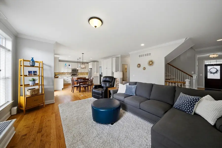 2061 Windham Circle, Wheaton, IL 60187 - #3