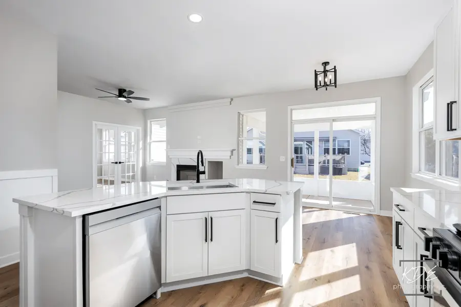 721 S Wellston Lane, Romeoville, IL 60446 - #3