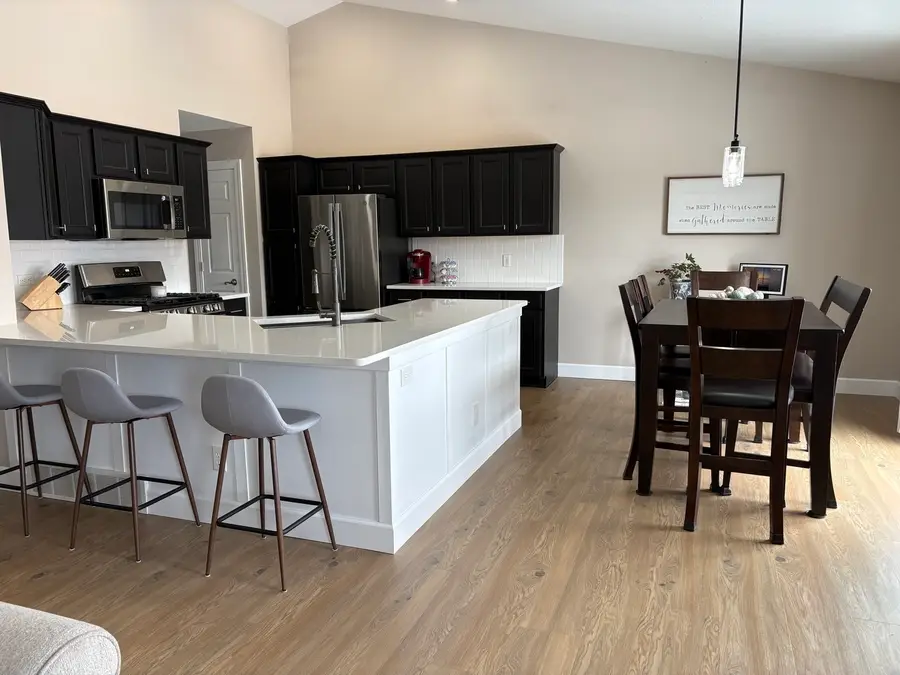 432 Mill Ridge Road #432, Clinton, IA 52732 - #3