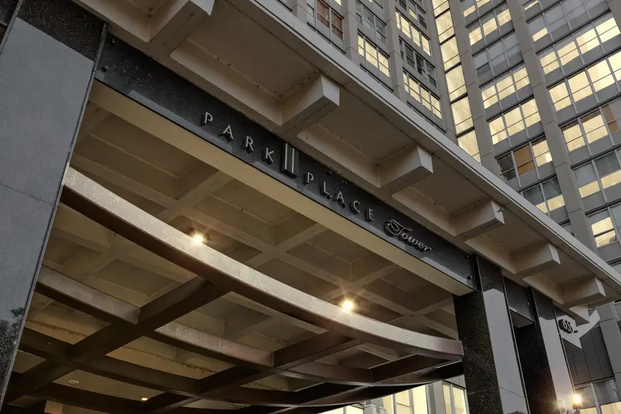 655 W Irving Park Road #303, Chicago, IL 60613 - #2