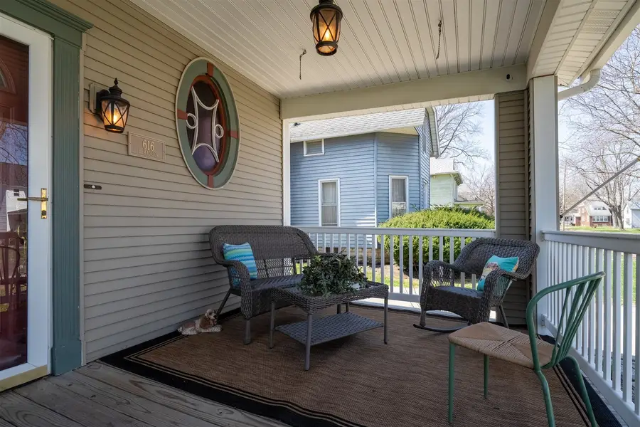 616 E Madison Street, Pontiac, IL 61764 - #2