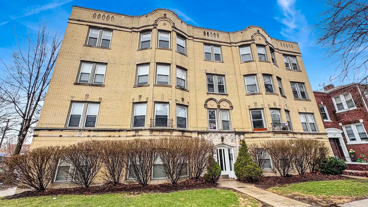 6204 N Claremont Avenue #2, Chicago, IL 60659 - #1