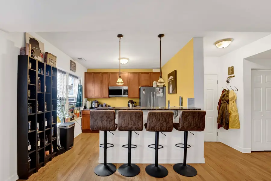 6204 N Claremont Avenue #2, Chicago, IL 60659 - #3