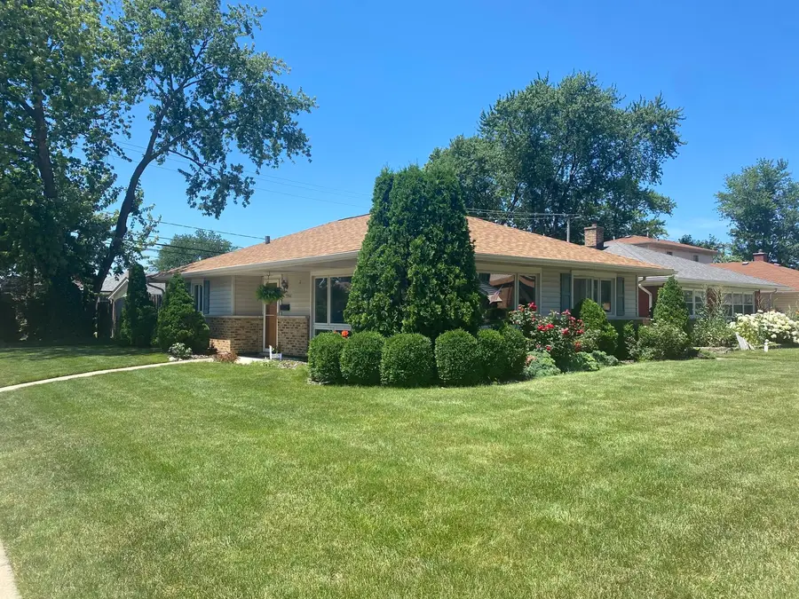 9966 S California Avenue, Evergreen Park, IL 60805 - #3